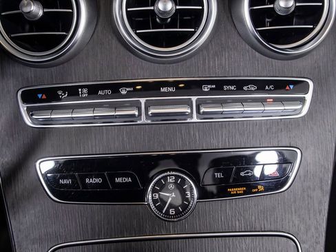 Used 2020 Mercedes-Benz C 300 Cabriolet image 35