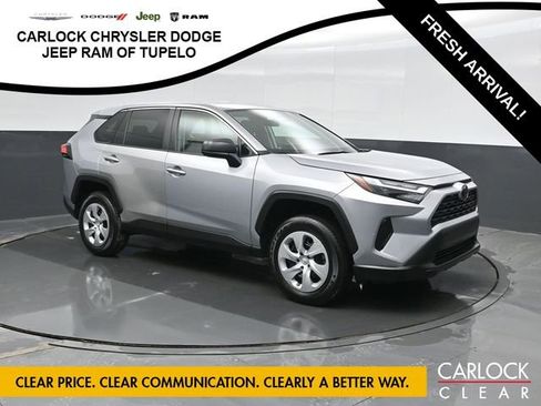 Used 2024 Toyota RAV4 LE image 5