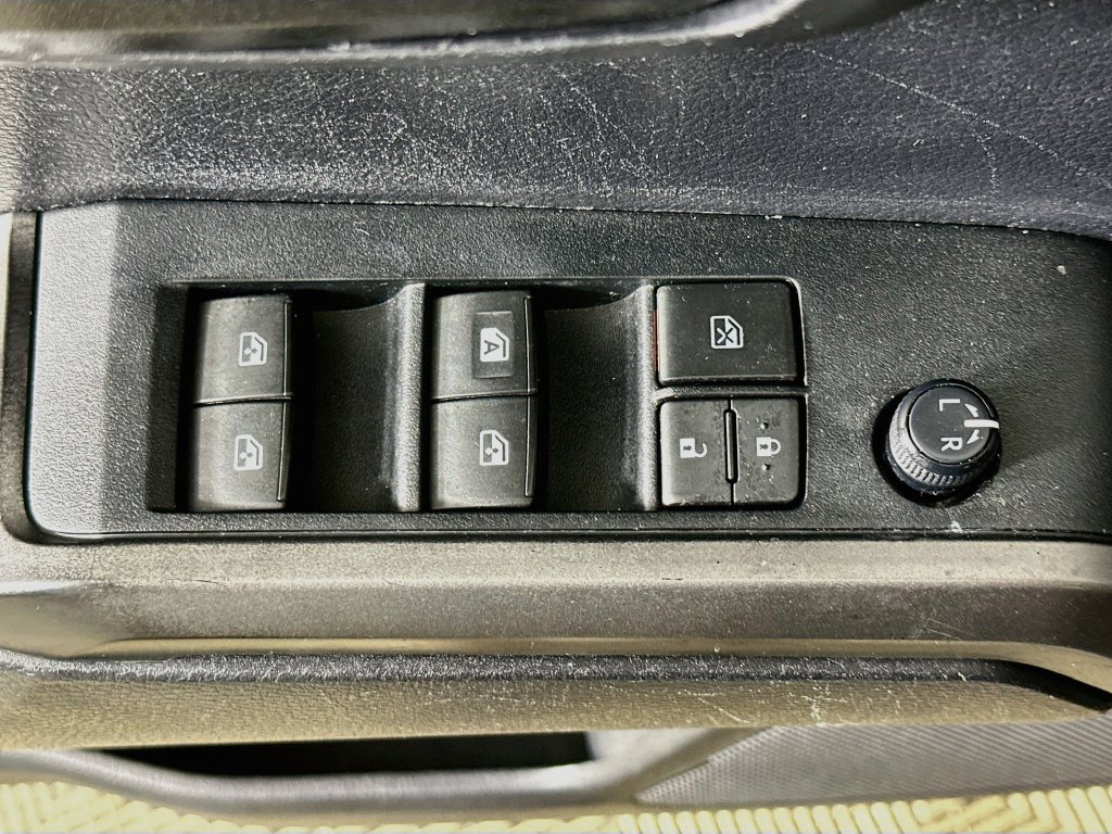 Used 2019 Toyota Tacoma SR5 RWD image 20