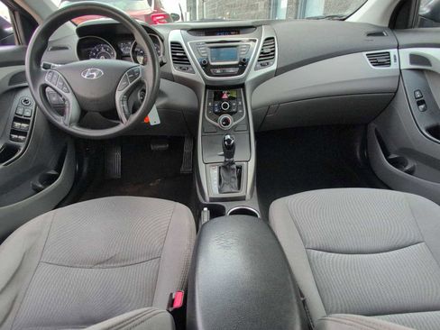 Used 2016 Hyundai Elantra SE w/ Option Group 02 FWD image 15