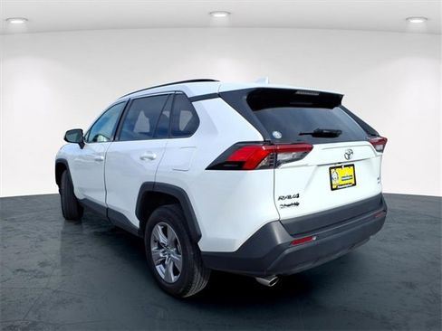 Used 2024 Toyota RAV4 XLE image 4
