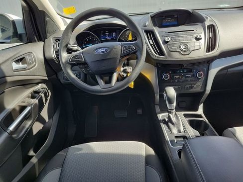 Used 2018 Ford Escape SE image 12