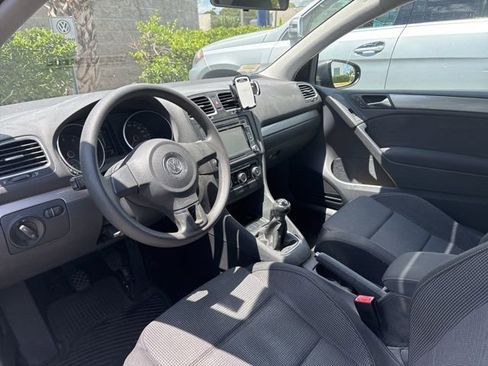 Used 2012 Volkswagen Golf 2-Door image 6