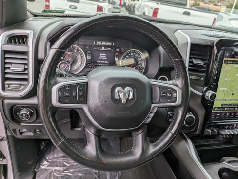 Used 2021 RAM 1500 Big Horn AWD/4WD image 16