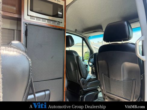 Used 2017 Mercedes-Benz Sprinter 3500 image 22
