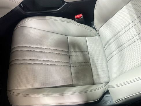 New 2026 Honda HR-V EX-L image 17