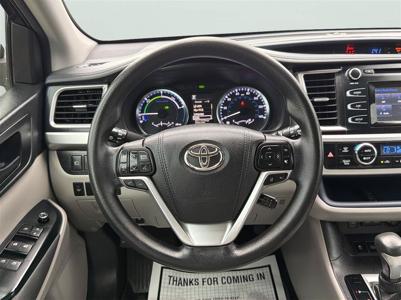 Used 2017 Toyota Highlander LE AWD/4WD image 23