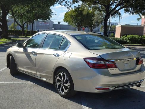 Used 2016 Honda Accord EX-L image 4