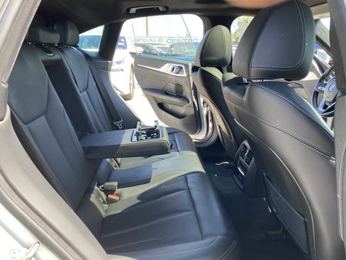 Used 2022 BMW i4 eDrive40 w/ Premium Package RWD image 23