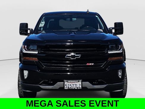 Used 2018 Chevrolet Silverado 1500 LT w/ All Star Edition AWD/4WD image 8