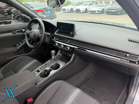 Used 2025 Honda Civic Sport image 23