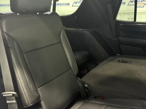 Used 2024 Chevrolet Tahoe LT AWD/4WD image 39
