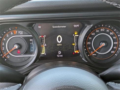 New 2025 Jeep Gladiator Sport image 30