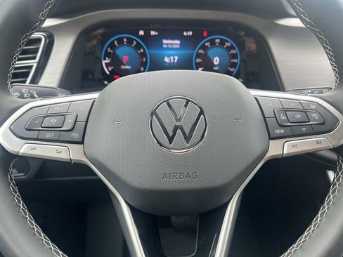 New 2026 Volkswagen Atlas Cross Sport SE FWD image 14
