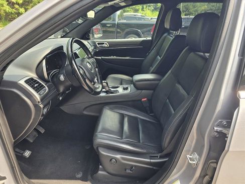 Used 2020 Jeep Grand Cherokee Limited AWD/4WD image 11