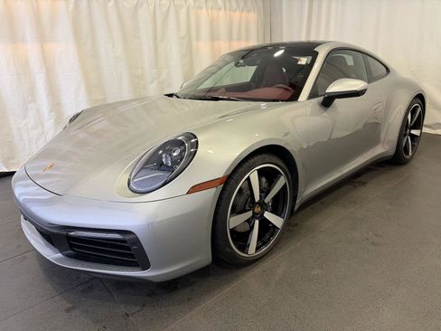 Used 2022 Porsche 911 Carrera image 1