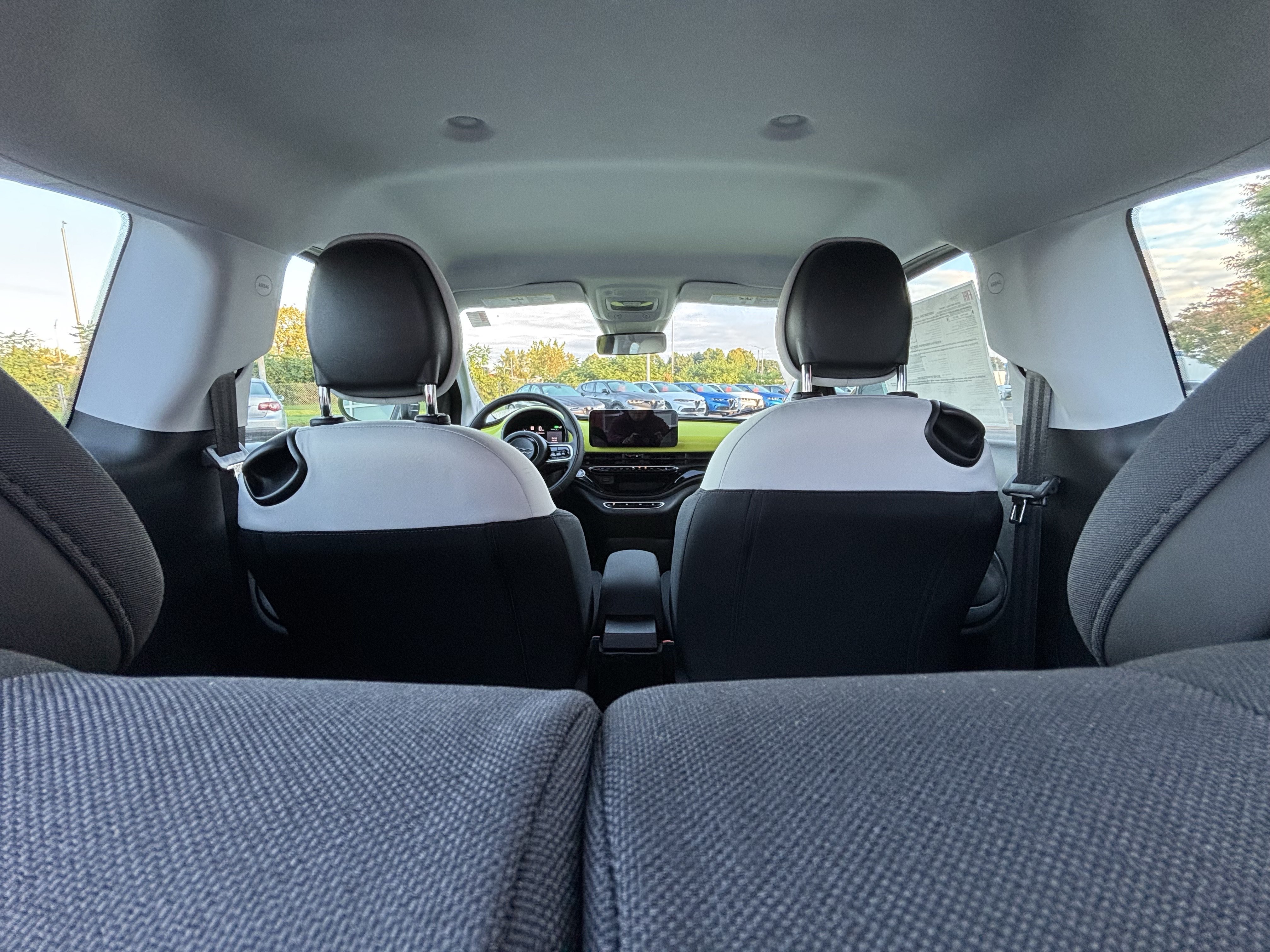 New 2026 FIAT 500 e w/ Comfort Group FWD image 17