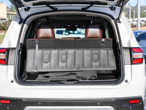 Used 2024 Honda Pilot Elite image 31