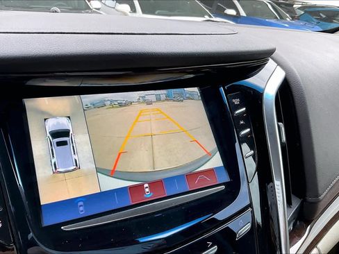 Used 2017 Cadillac Escalade Luxury RWD image 26