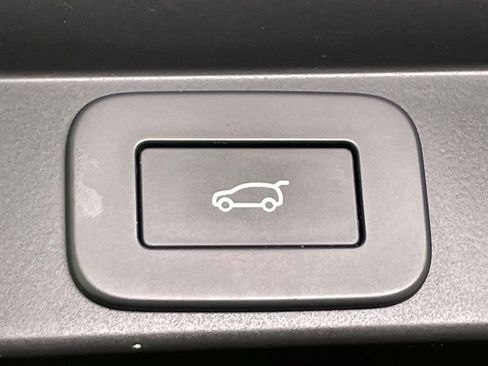 Used 2023 Land Rover Range Rover Autobiography AWD/4WD image 16