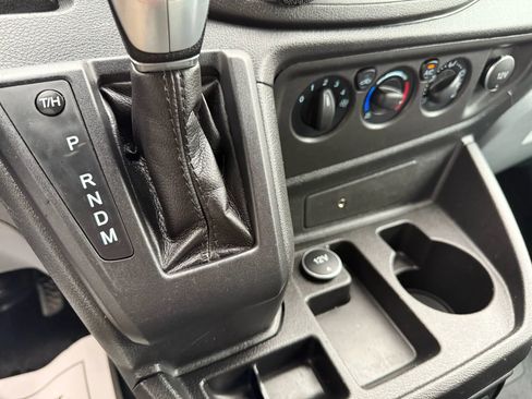 Used 2017 Ford Transit 250 148 Low Roof image 18