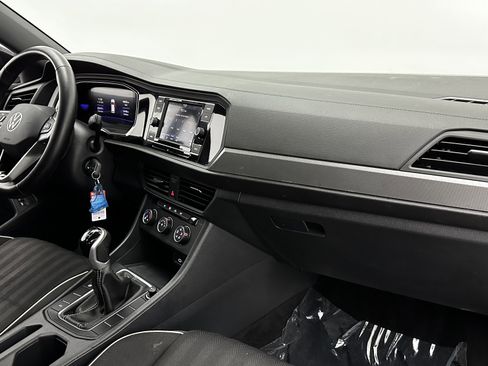 Used 2023 Volkswagen Jetta Sport image 30