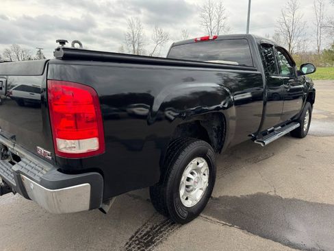 Used 2010 GMC Sierra 2500 SLT AWD/4WD image 11