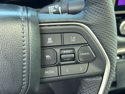 New 2026 Toyota Tundra Platinum w/ TRD Off-Road Package AWD/4WD image 19