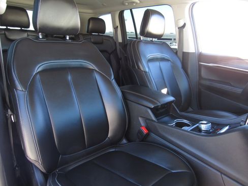 Used 2023 Jeep Grand Cherokee Limited image 10