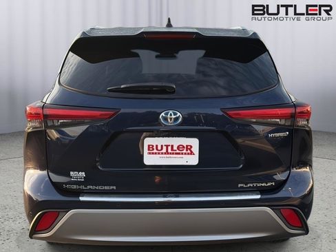 Used 2021 Toyota Highlander Platinum AWD/4WD image 5