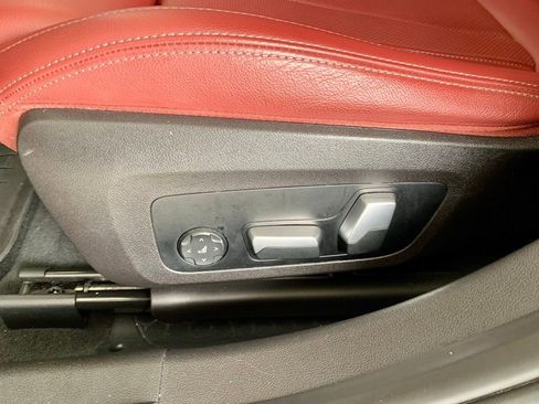 Used 2023 BMW 330i Sedan w/ Driving Assistance Package RWD image 43