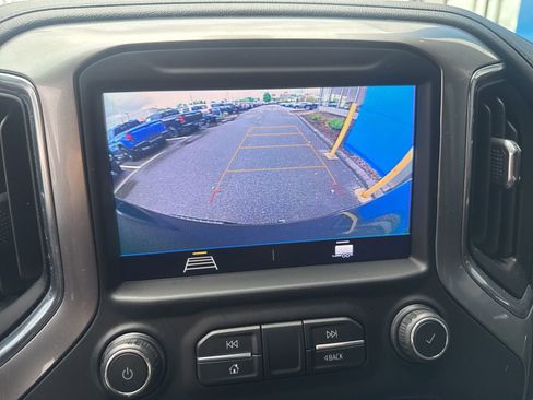 Used 2019 Chevrolet Silverado 1500 LT Trail Boss AWD/4WD image 24
