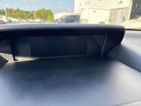 Used 2019 Subaru Forester Premium AWD/4WD image 29