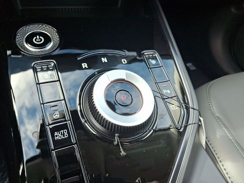 New 2025 Kia Niro Wind w/ Wind Preserve Package image 10