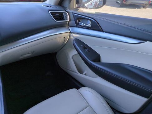 Used 2019 Nissan Maxima 3.5 SV w/ Floor Mat Group image 16