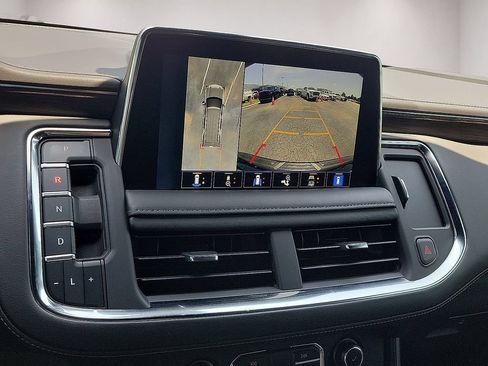 Used 2023 Chevrolet Tahoe LT w/ LT Signature Plus Package AWD/4WD image 17