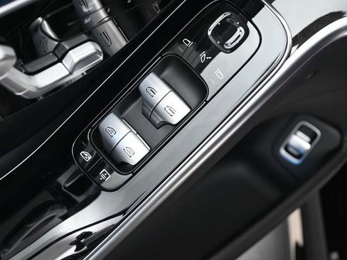 Used 2025 Mercedes-Benz S 580 4MATIC Sedan image 13