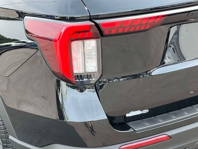 New 2026 Ford Explorer ST w/ Sun And Sound Package AWD/4WD image 10