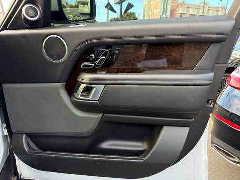 Used 2020 Land Rover Range Rover image 35
