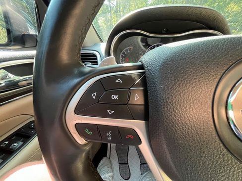 Used 2014 Jeep Grand Cherokee Limited AWD/4WD image 25