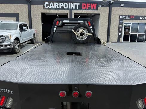 Used 2022 RAM 5500 Tradesman w/ Chrome Appearance Group AWD/4WD image 5