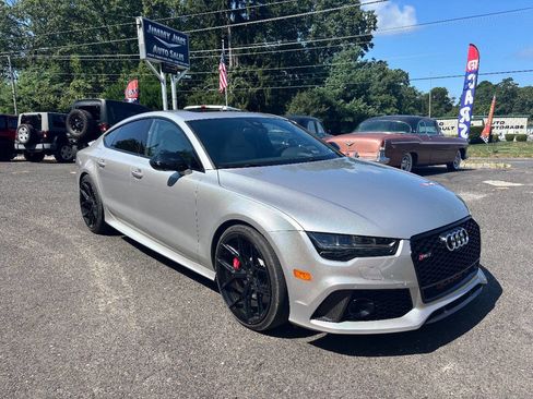 Used 2017 Audi RS 7 Prestige image 2