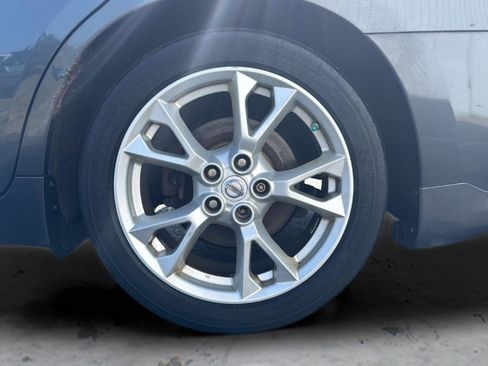 Used 2013 Nissan Maxima 3.5 SV w/ Premium Pkg FWD image 9