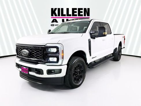 New 2026 Ford F250 Lariat w/ Black Appearance Package AWD/4WD image 3