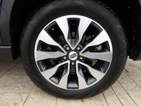 Used 2023 Subaru Outback Limited image 15