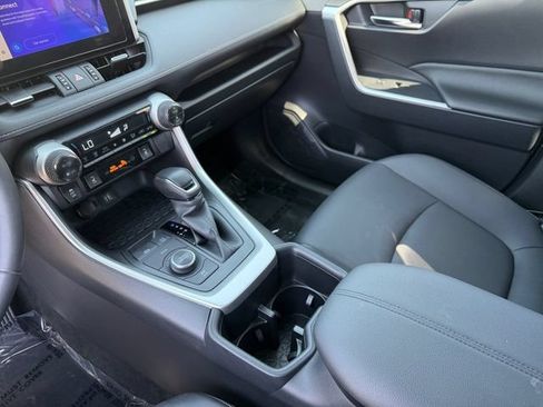 Used 2025 Toyota RAV4 XLE Premium w/ Weather Package AWD/4WD image 15