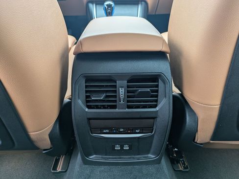 Used 2023 BMW i4 eDrive35 w/ Premium Package image 22