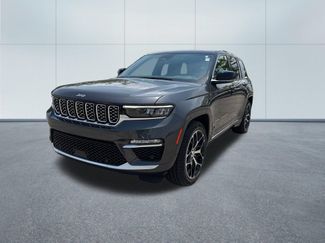 Certified 2022 Jeep Grand Cherokee Summit AWD/4WD video 2