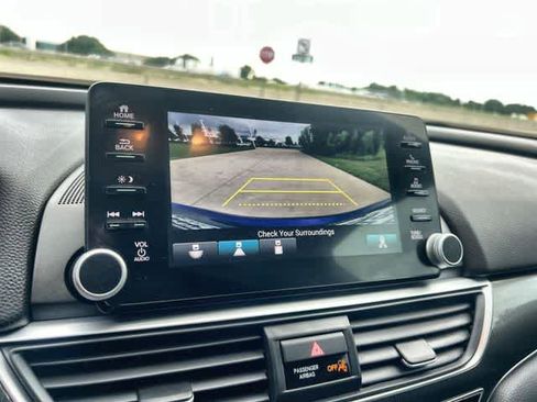 Used 2019 Honda Accord Sport image 26