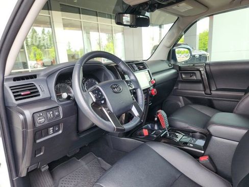 Used 2023 Toyota 4Runner TRD Off-Road Premium w/ Moonroof Package AWD/4WD image 15